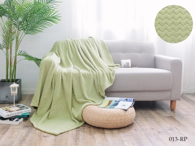 Плед Cleo "Royal plush" велсофт полуторный 150*200 (150/013-RP, Зигзаг, Зеленый) Плед Cleo "Royal plush" велсофт полуторный 150*200 (150/013-RP, Зигзаг, Зеленый)